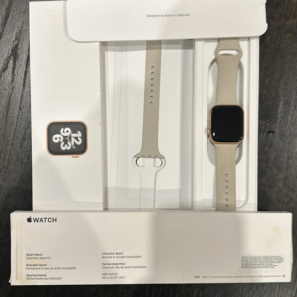 Apple Watch SE Generation 1 - Picture 4 of 5